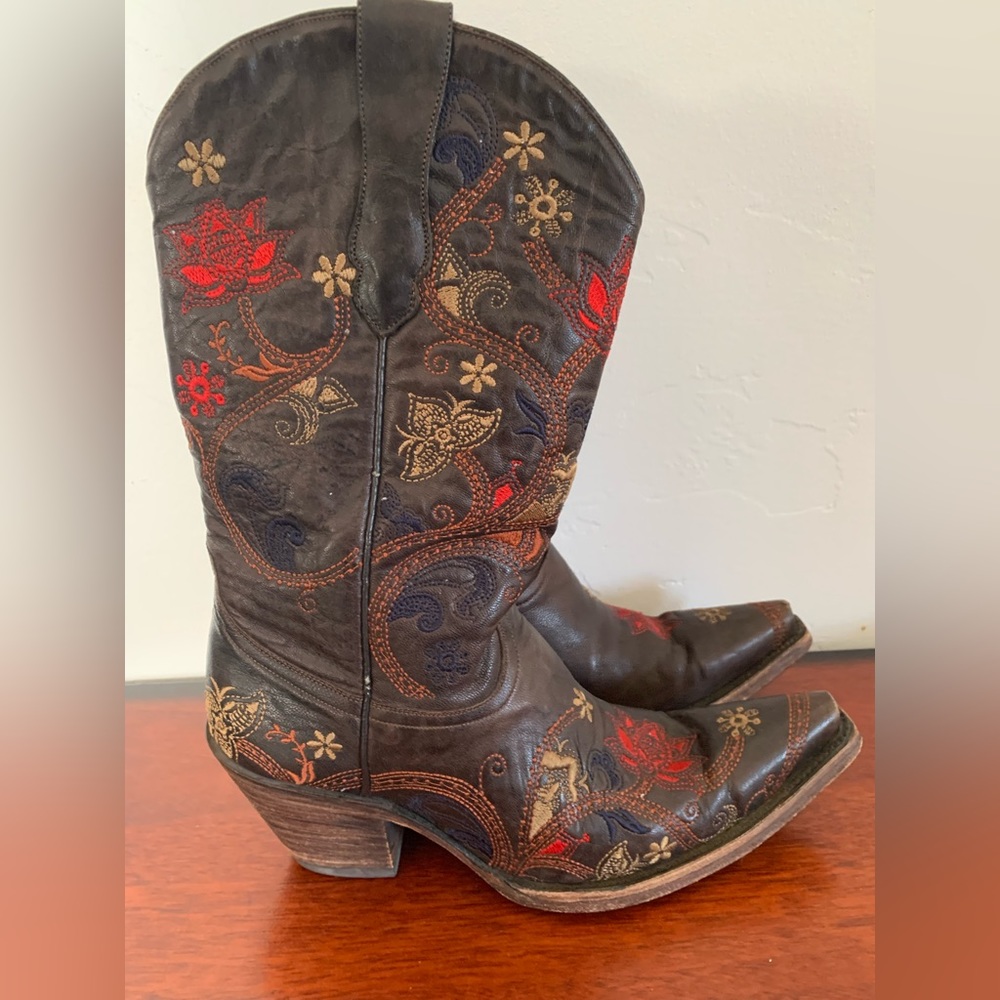 Lucchese Tobacco Brown Floral Embroidered Boots